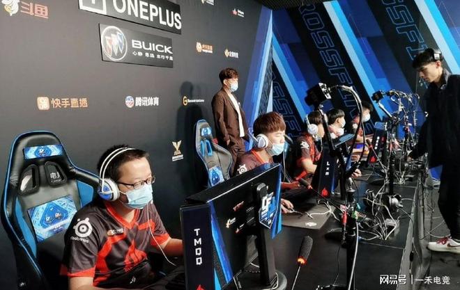 友们发挥出 友们发挥出